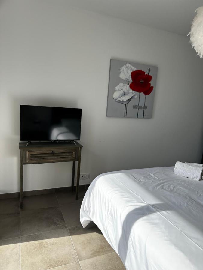 Apartment T2 Climatise A Porticcio, 100m De La Wifi Fibre Porticcio (Corsica)