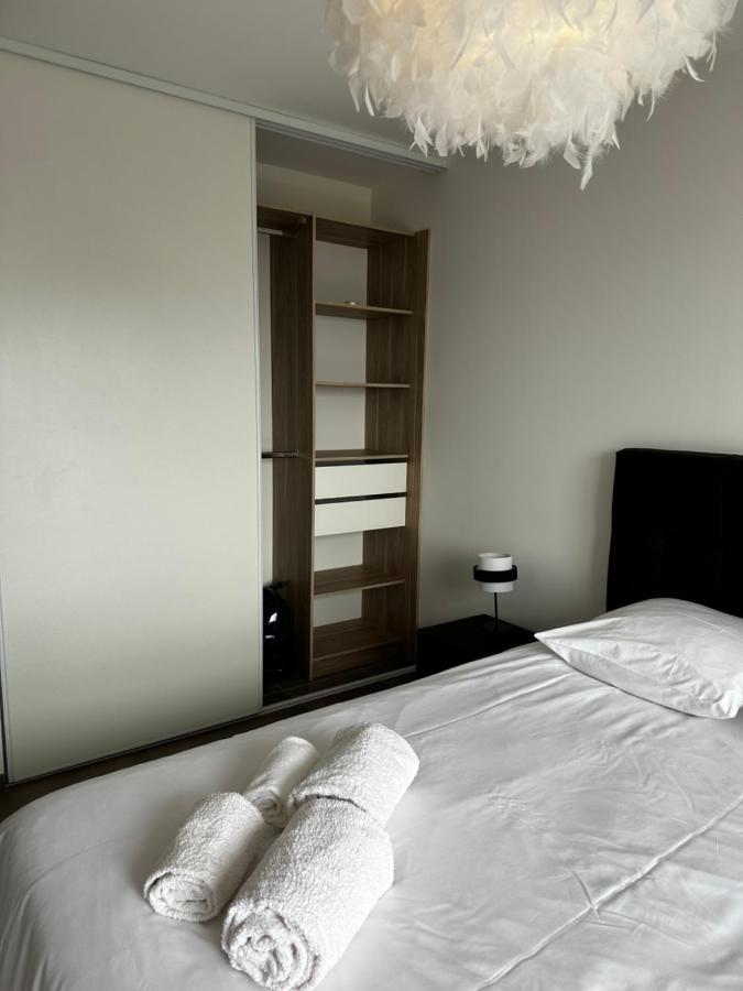 Apartment T2 Climatise A Porticcio, 100m De La Wifi Fibre Porticcio (Corsica)